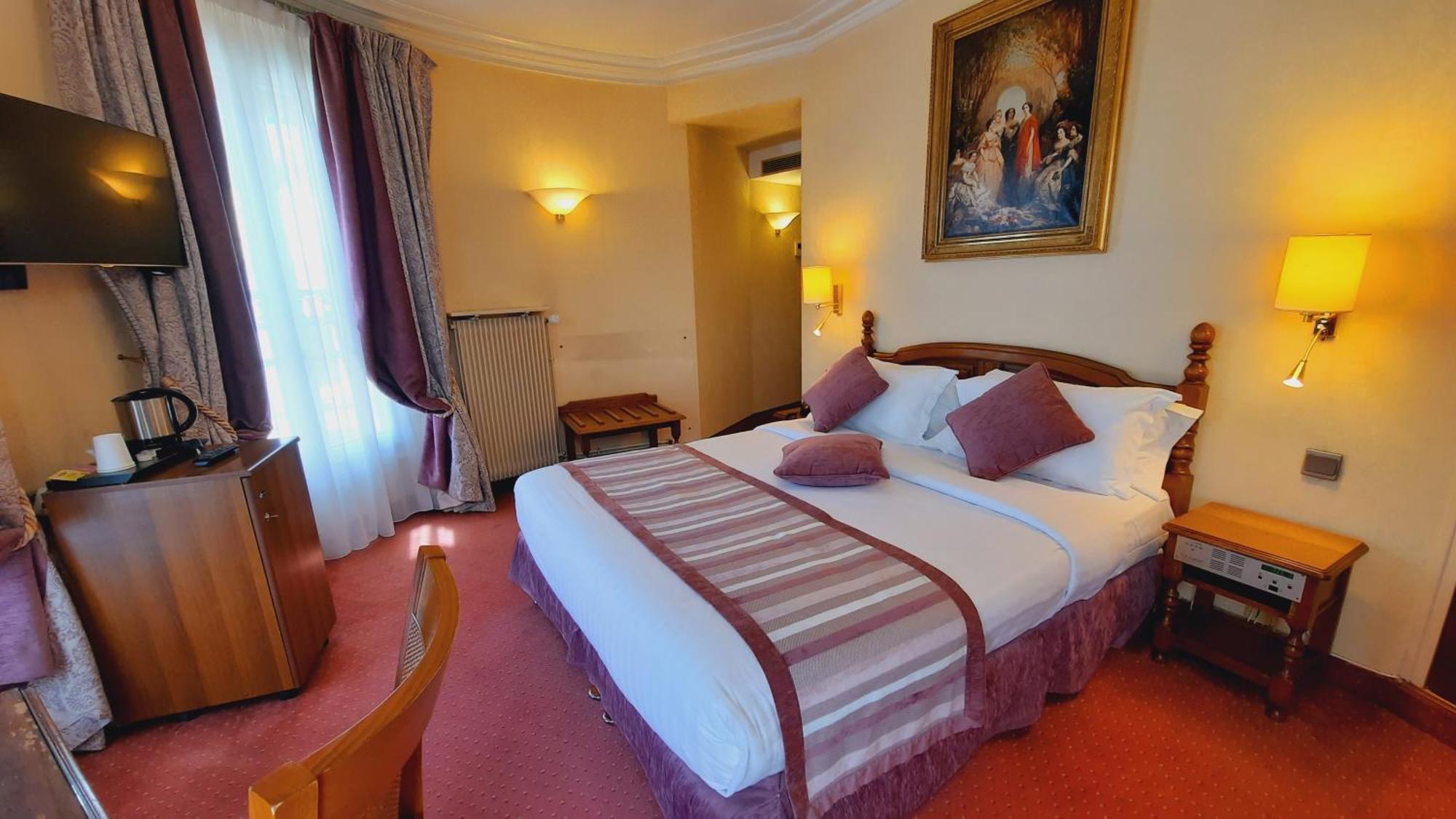 Hotel Paix Republique Paris Exterior photo
